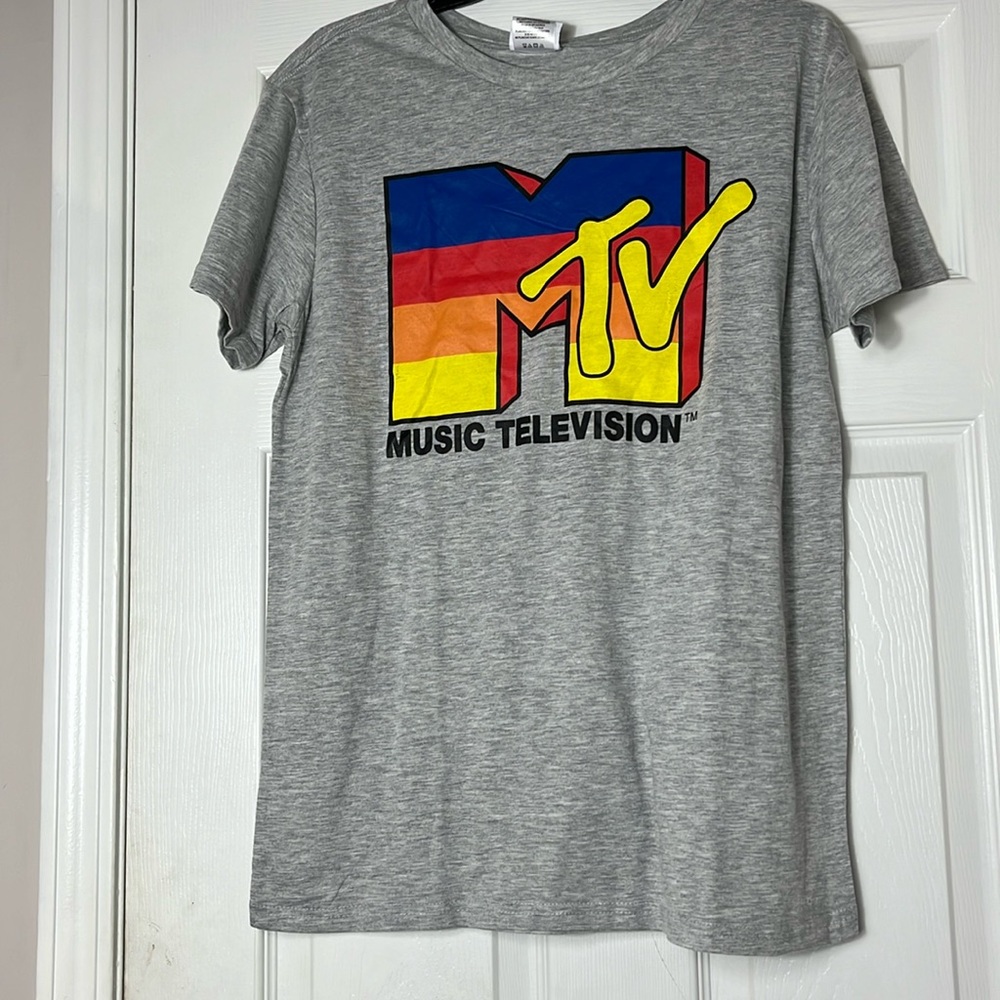 MTV Retro Logo Graphic Tee Gray Size Large 🎶 Vintage Style